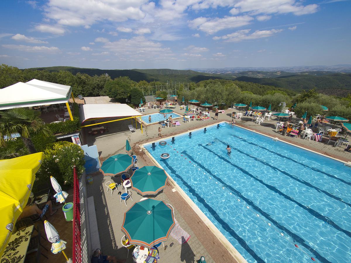 Casciano Di Murlo Camping Le Soline מראה חיצוני תמונה